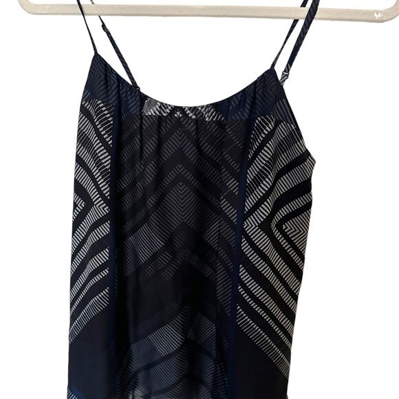 Vince 100% silk SZ small spaghetti strap semi sheer top. Black & white, flowy - Picture 3 of 5